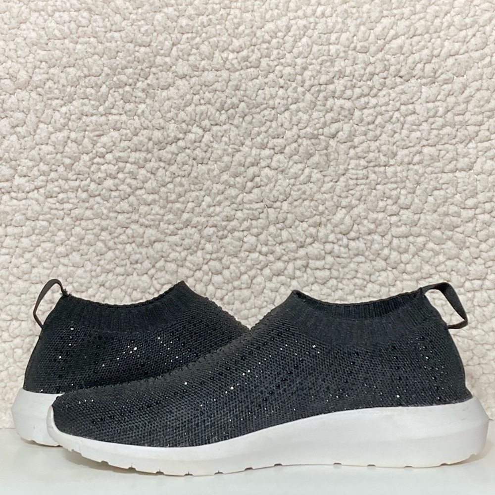 Cynthia Rowley Womens Black Beaded Knit Slip On Casual Shoes SZ US 7.5 - Picture 7 of 11